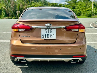 Bán xe Kia Cerato 1.6 AT 2018, màu nâu. 4