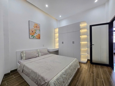Nhà kiệ ô tô đậu trong sân - đường Tôn Đản, Đà Nẵng 7