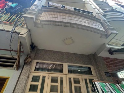 Nhà hẻm vip tràn bình trọng q5-32m,3tầng,3pn shr,hoàn công đủ,chỉ 5.5tỷ tl 0