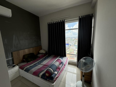 Cần bán căn cc topaz garden 2pn 4