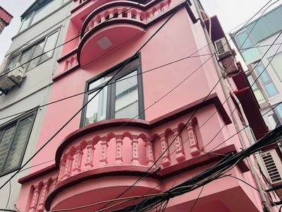 Bán nhà đẹp phố lạc long quân 35/40m2 5tầng mặt tiền 4.3m 6.99 tỷ cầu giấy 0