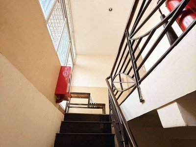 Khách sạn mặt tiền p14 - 5 tầng thang máy -  115m2  4.1 28  - 22 phòng đang cho thuê khoán 150tr/th. 2