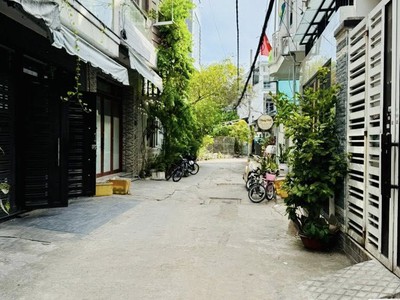 Gần ga bà quẹu - t3 - hxh  - lô góc 3 mặt thoáng sáng - 60m 0 lg x 3t nhỉnh 5 2