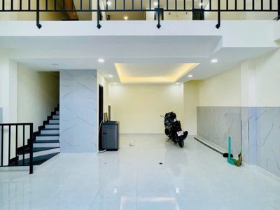 Bán căn hộ dịch vụ 5 tầng dòng tiền 21tr/tháng -vị trí đắc địa tuyến kênh tham lương - chỉ 5.8 tỷ 0