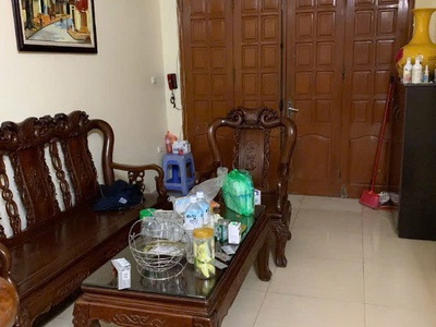 Cho thuê nhà nguyên căn ngõ 254 minh khai, 50m2 x 5 tầng, 4 ngủ, 10 triệu ở hộ gia đình 3