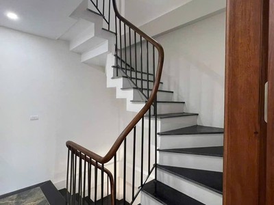 Cho thuê nhà phố vĩnh tuy 55m2 x 5.5 tầng, 4pn, 20 triệu kd onl, vp c.ty, lớp học, và ở lại 2
