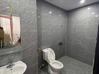 Cho thuê nhà phố vĩnh tuy 55m2 x 5.5 tầng, 4pn, 20 triệu kd onl, vp c.ty, lớp học, và ở lại 4