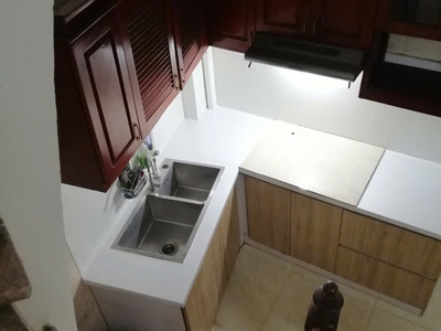 Cho thuê nhà nguyên căn vĩnh hưng, 3.5 tầng x 25m2, 2 ngủ, 7 triệu ở gđ, kd online 1