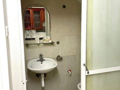 Cho thuê nhà phố tân khai, 30m2 x 2 tầng, 2 ngủ, 6.5 triệu 10m ra phố 4
