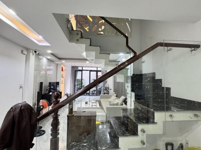 Nhà phố 5 tầng an bình, quận 5 ,6 phòng ngủ- giá chỉ nhỉnh nhỉnh 13 tỷ 2
