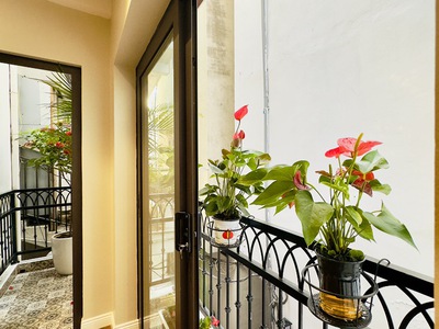 Siêu phẩm  nhà lô góc 8m mặt phố minh khai   5 tầng thang máy   ở ngay 50m2   10 tỷ 4