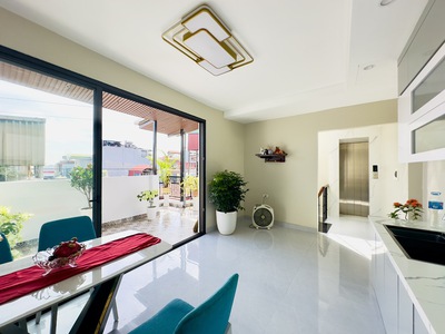 Siêu phẩm  nhà lô góc 8m mặt phố minh khai   5 tầng thang máy   ở ngay 50m2   10 tỷ 2