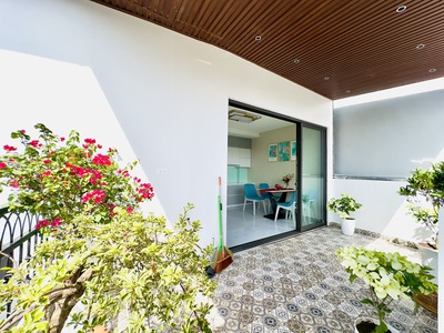 Siêu phẩm  nhà lô góc 8m mặt phố minh khai   5 tầng thang máy   ở ngay 50m2   10 tỷ 1