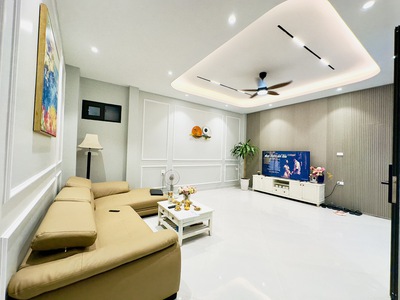 Siêu phẩm  nhà lô góc 8m mặt phố minh khai   5 tầng thang máy   ở ngay 50m2   10 tỷ 0