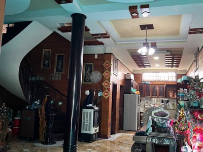 Biệt thự sân vườn   nội thất gỗ cao cấp   đường 18m   23 tỷ 1