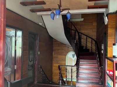 Biệt thự sân vườn   nội thất gỗ cao cấp   đường 18m   23 tỷ 3
