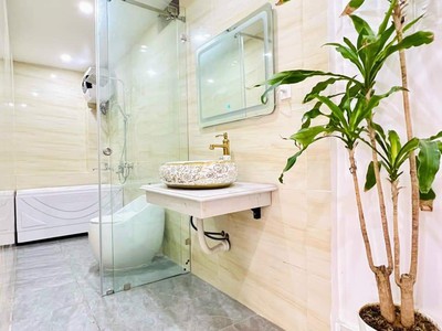 Nhà chợ hàng cũ vị trí cực nông, 48m 3 tầng, sân cổng riêng, giá 3.45 tỉ 3