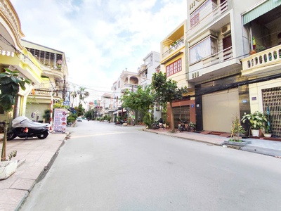 Nhà phân lô 333 văn cao tuyến 2, dt 72m 2.5 tầng, đường cực rộng 15m, giá 7.2 tỉ 0