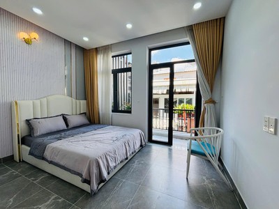 Bán nhà đẹp kế tân bình 4tầng 4x13 xây mới hẻm xe hơi gần emart chỉ 6 tỷ5 3
