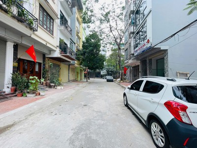 Nhà đẹp phú diễn - phân lô vỉa hè - ngõ ôtô tránh - thang máy - giá 12 tỷ 0
