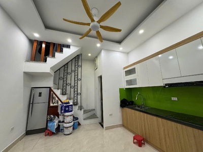 Chính chủ cho thuê nhà nguyên căn ngõ 43 chùa bộc 0