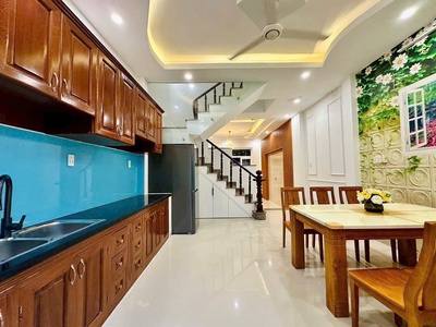 Cho thuê nhà thạnh xuân gần trường cao đẳng điện lực phường thạnh xuân quận 12    dt 4.5 17 0