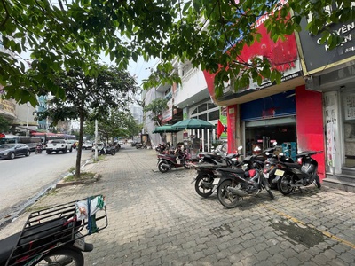 Bán nhà mặt phố minh khai 55m 5 tầng vỉa hè rộng không quy hoạch 21.99 tị 1