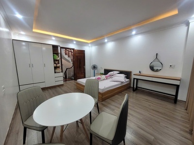Bán nhà bằng liệt- hoàng mai, 43 m2, 5 tầng, mặt tiên 4 m, giá 11,8 tỷ. 1