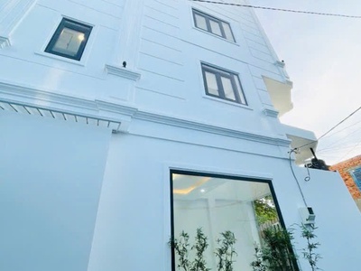Bán nhà 4 tầng   đường bông sao, quận 8   view công viên   gần cầu tạ quang bửu   giá tốt chỉ 8.9 1