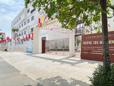 lô đất vuông vắn 2 mặt ngõ   trung tâm xã tiền yên 3