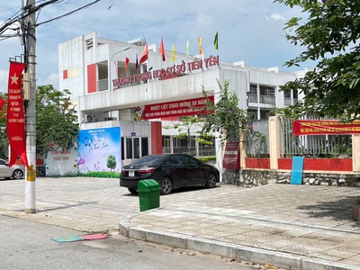  lô đất vuông vắn 2 mặt ngõ   trung tâm xã tiền yên 2