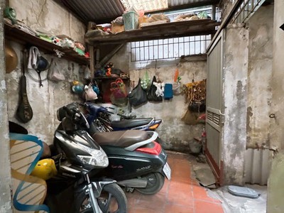 Bán nhà nguyễn văn cừ   trung tâm long biên   hạ chào cực sâu chỉ 6.8 tỷ   2 mặt thoáng   ô tô cách 3