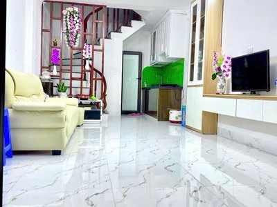 Chính chủ cho thuê nhà nguyên căn địa chỉ: ngõ 211/85/x khương trung, thanh xuân 3