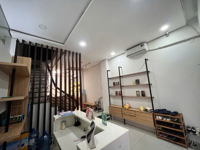 Chính chủ cho thuê nhà mặt tiền đường hoa huệ, khu phan xích long, q. phú nhuận, tphcm. 1