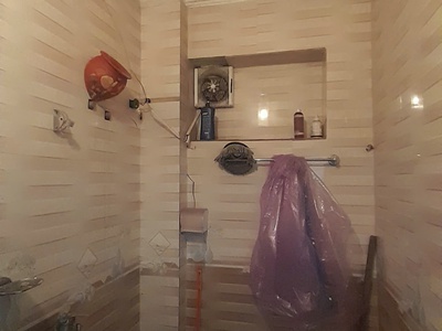 Cho thuê nhà riêng trong ngõ Trần Nguyên Hãn , Lê Chân .  Ô tô đỗ cách nhà vài bước chân . 2