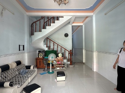 Chính Chủ Cần Bán  Nhà Gần Chợ Tân Long Dĩ An Full Thổ Cư 3