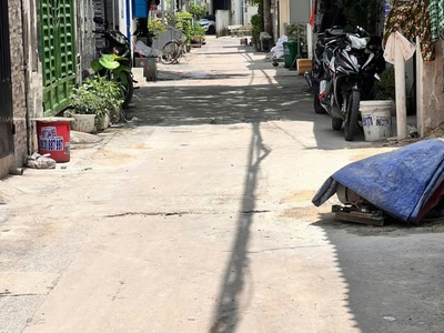Nhà xinh dt rộng 4,5mx16m đường 4m nguyễn thị búp hiệp thành q12 0