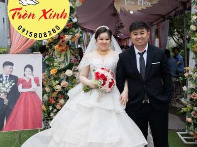 Thể hiện sự tự tin vẻ đẹp tuyệt đỉnh ngày trọng đại cùng tròn xinh...