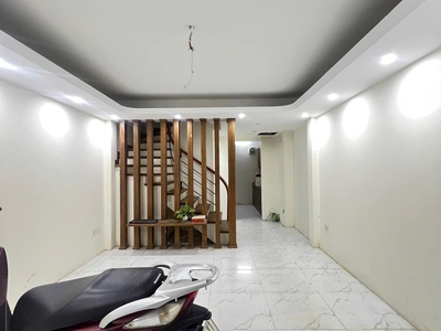 Bán nhà phân lô, ô tô vào nhàbắc từ liêm 48m2, 4 tầng, mt 4m giá nhỉnh 8 tỷ 2