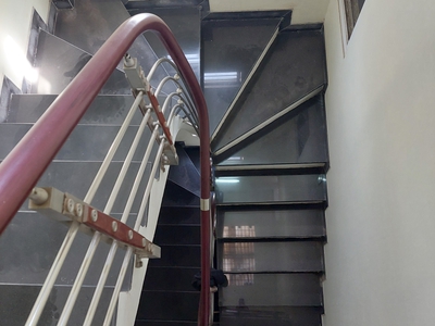 Bán nhà 6 tấng, gần Hồ Ba Mẫu, công Viên Thống Nhất 1