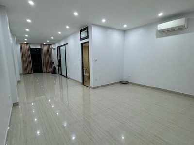 65m 8t cầu giấy - ôtô đỗ cửa - 10m ra mặt phố - 2 thoáng - thang máy -vừa ở vừa kinh doanh 2
