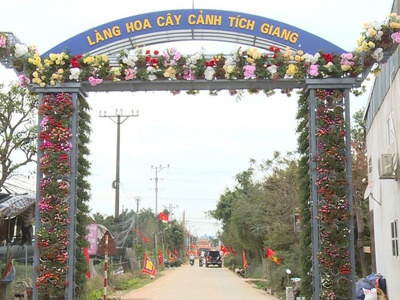 Cặp đôi hoa khôi đất xã tích lộc  tích giang    h. phúc thọ 1