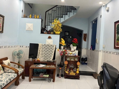 Vị trí cực sang - hẻm xe hơi phan văn trị, qbt -  4 x 13m  - kc: 1 trệt 2 lầu - giá 7,8 tỷ 2