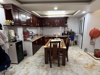 Tân bình   hxh tránh thông - kinh doanh tốt- giáp quận 10 - mới đẹp - 80m2 ngang hiếm 5.4m - 5 2