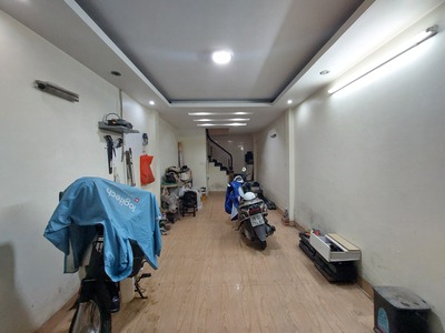 Bán nhà 6 tấng, gần Hồ Ba Mẫu, công Viên Thống Nhất 0