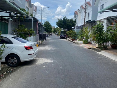 21. cần bán gấp nhà 3 phòng kdc hoàng quân, cái răng 2