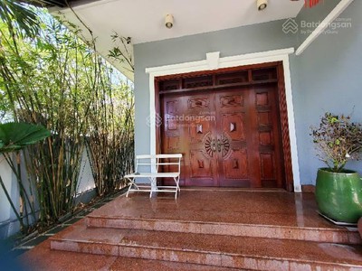 Bán biệt thự 4 tầng 200m2  10x20m  - đường 8m - làng việt kiều phong phú - nhỉnh 12 tỷ, nội thất gỗ 2