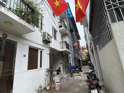 Bán nhà phân lô, ô tô vào nhàbắc từ liêm 48m2, 4 tầng, mt 4m giá nhỉnh 8 tỷ 1