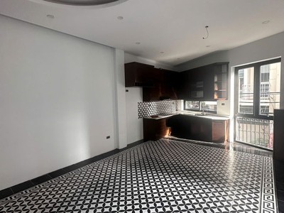 Nahf mới lô góc 3 thoáng ô tô vào nhà phố nguyễn văn cừ 45m2 x 5 tầng,14 tỷ long biên. 1