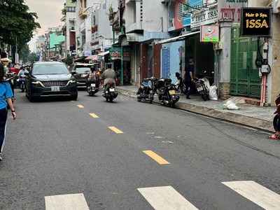 Bán gấ.p nhà mặt tiền kinh doanh hòa hưng p13 quận 10, chỉ nhỉnh 8 tỷ. 4